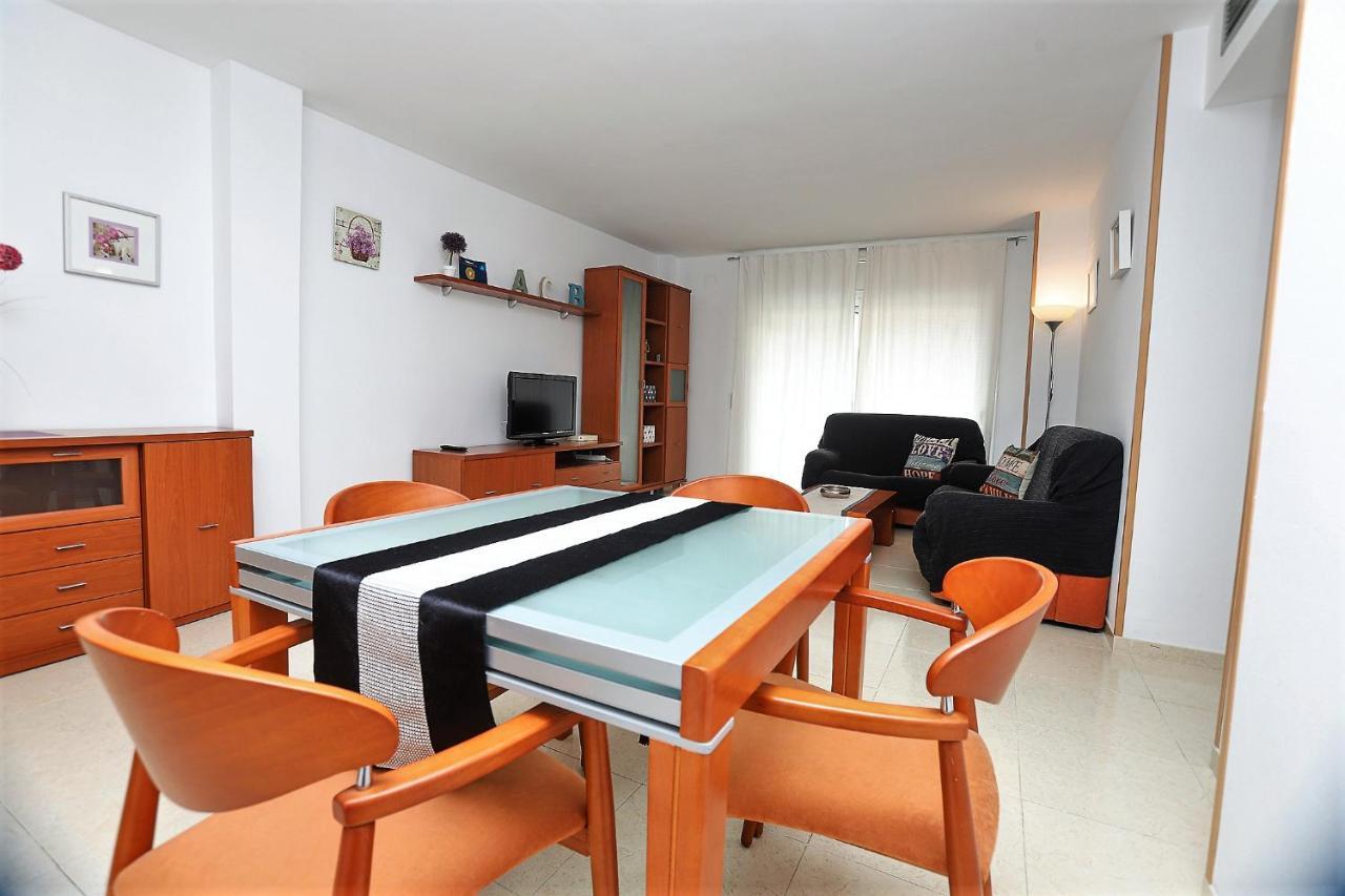 Apartamento Placa Jardi 카라펠 외부 사진