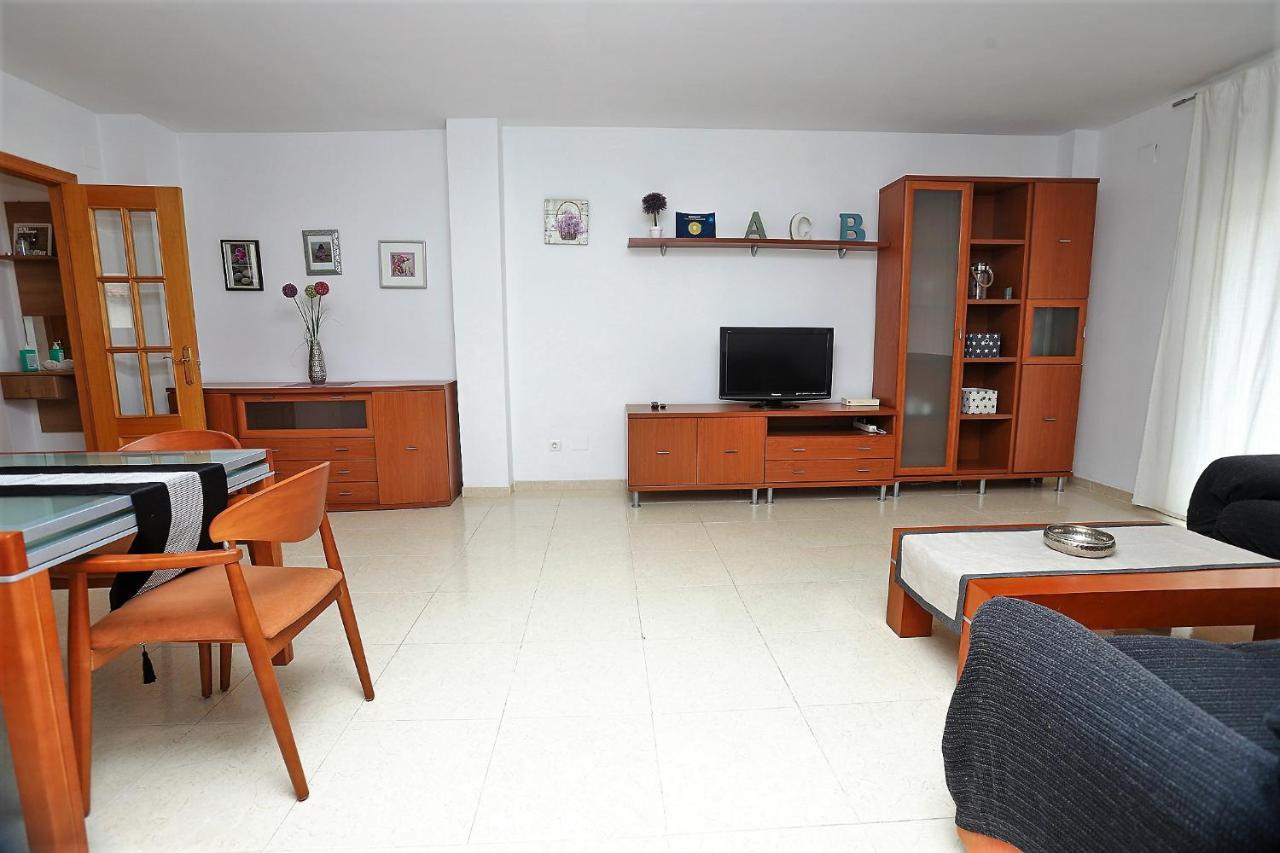 Apartamento Placa Jardi 카라펠 외부 사진