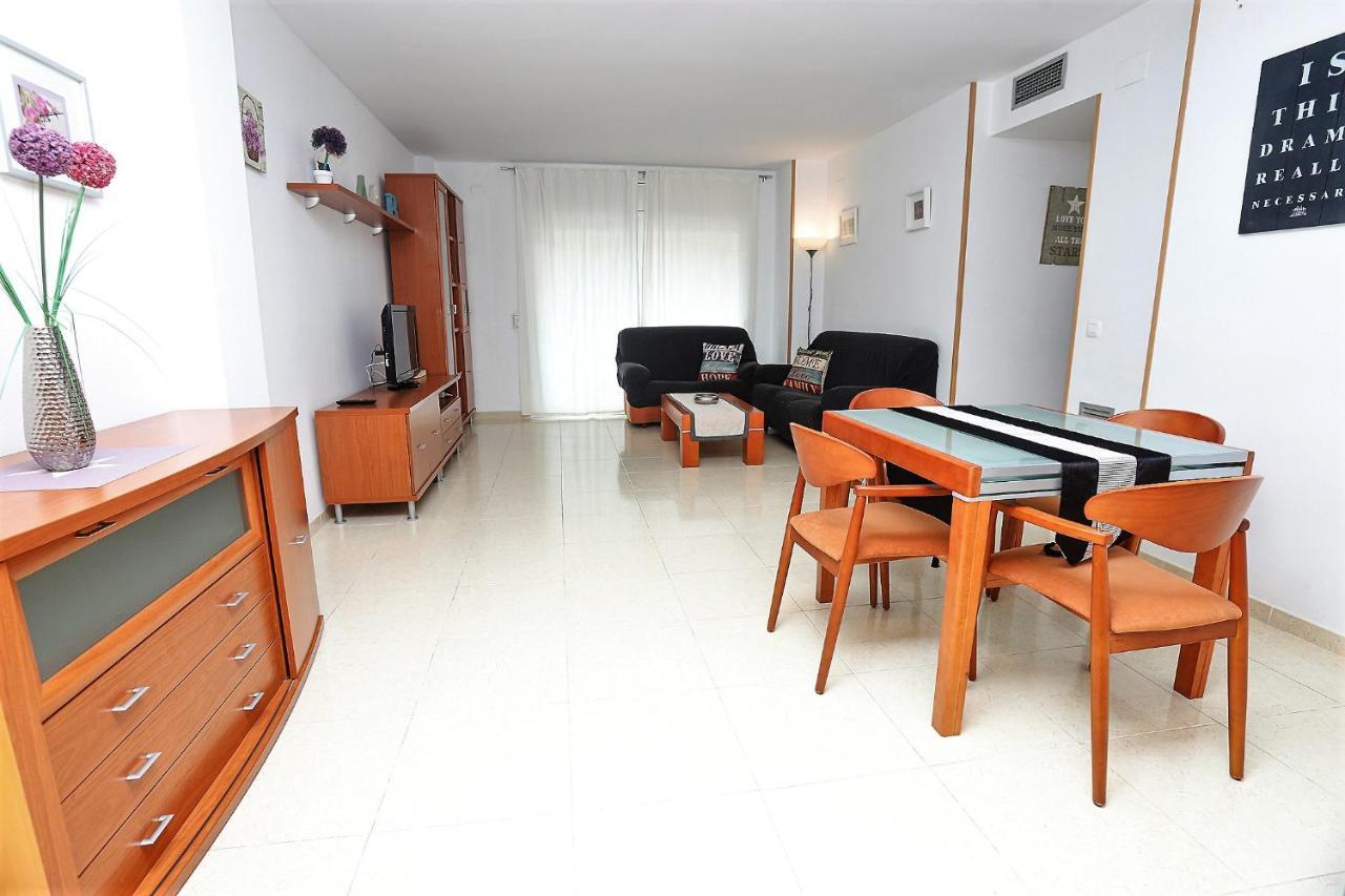 Apartamento Placa Jardi 카라펠 외부 사진